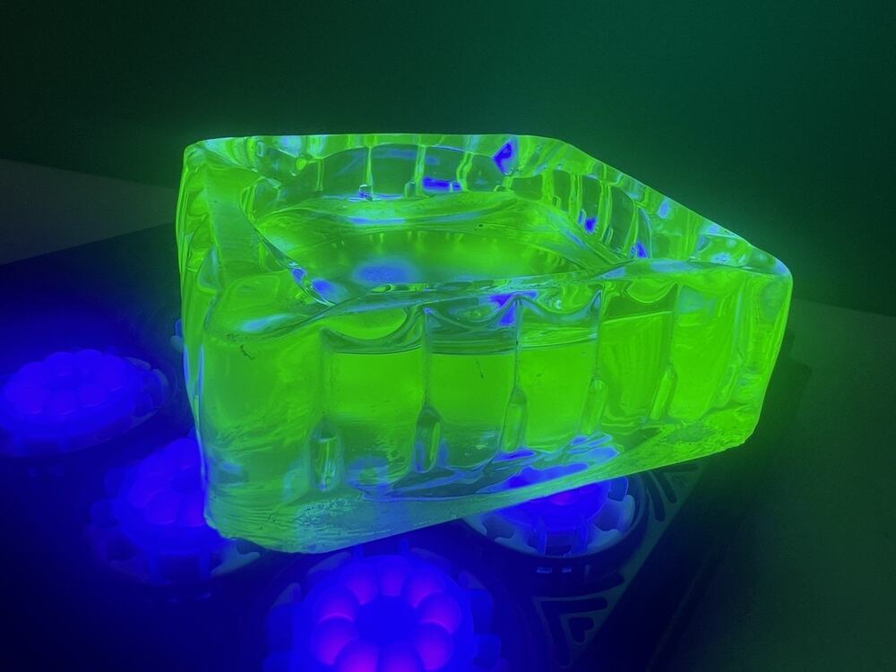 Vintage 4x4 Uranium Glass Ashtray Heavy Depression Green Glows Bright Tobacciano